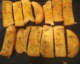 Foto langkah ke 5 dari resep Garlic Bread Roti Tawar.