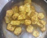 A picture of step 4 of Kela fry (banana fry).