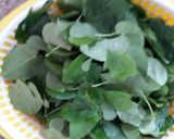 Hình bước làm 3 của món Canh chua gà lá giang