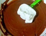 Foto langkah ke 10 dari resep Double Chocolate French Silk Tart / Pie.