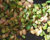 A picture of step 4 of Vegetable Oats.