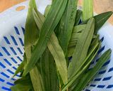 Hình bước làm 1 của món Tương Hột Chưng Lá Gừng