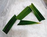 Foto langkah ke 6 dari resep Lupis Ketan Putih Bungkus Daun Pisang.