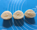 Foto langkah ke 8 dari resep Karipap pusing.