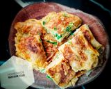 Foto langkah ke 5 dari resep Homemade Martabak Telur.