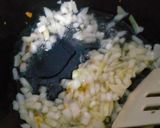 Foto langkah ke 3 dari resep Egg Drop Soup.