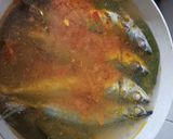 Foto langkah ke 2 dari resep Sop Pindang Gunung Ikan Kembung.