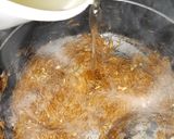 A picture of step 4 of Ramzan especial roasted and baked mithi sewaiyan.