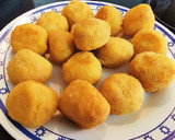 Foto del paso 9 de la receta: Croquetas de Fuet con Pimientos de Padrón