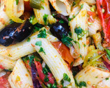 Foto del paso 7 de la receta: SALSA DE TOMATITOS CHERRY Y ACEITUNAS NEGRAS🍅🫒🌶🧄🍅🫒(para acompañar pastas secas) 🍜🍜