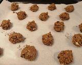 Foto del paso 4 de la receta: Galleta de avena con chocolate y chip de chocolates