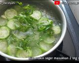 Foto langkah ke 4 dari resep Sop Bihun Oyong.