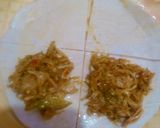A picture of step 3 of Chicken patties with frozen paratha.