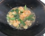 Foto langkah ke 4 dari resep Udang Goreng Bumbu.