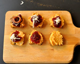 Foto del paso 6 de la receta: Canapés de anchoa con crema de calabaza y nueces