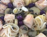 Foto do passo 1 de Bacalhau com batatas e alcaparras