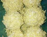 Foto langkah ke 3 dari resep Bola-bola tahu rambutan>#mie bodong.