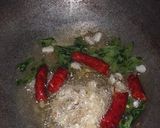 A picture of step 1 of Tomato Sweet And Tangy Chutney.