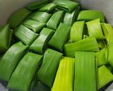 Foto langkah ke 6 dari resep Ukal Lipat Pisang Siam.