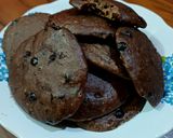 Foto langkah ke 6 dari resep Choco Banana Soft Cookies.