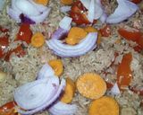 A picture of step 1 of Stir rice with egg sauce.