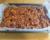 A picture of step 4 of Rocky Road Candy.