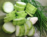 Hình bước làm 1 của món Canh Mướp Nấu Nấm Rơm