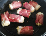 Foto del paso 7 de la receta: Rollitos de jamón y pollo. Pipirrana