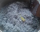 Foto langkah ke 2 dari resep Nasi uduk bunga telang.