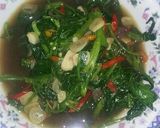 Foto langkah ke 3 dari resep Tumis kangkung praktis.