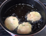 Foto del paso 2 de la receta: Buñuelos de Atún