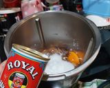 Foto langkah ke 2 dari resep Roti Jala Milo.