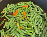 Hình bước làm 1 của món Bông cải xào tôm (vegetables with shrimp)