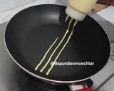 Foto langkah ke 3 dari resep Kue jala.