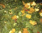 Foto langkah ke 4 dari resep Sayur bobor daun singkong tahu.
