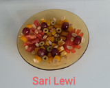 Foto del paso 1 de la receta: Ensalada alegre y colorida (8 ingredientes)