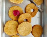 A picture of step 4 of Jam Filled Linzer Cookies.