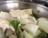 Foto del paso 1 de la receta: Crema de Coliflor con Apio !