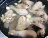 Foto langkah ke 4 dari resep Ayam Goreng Bawang Putih.