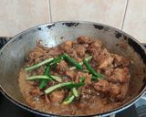 A picture of step 4 of Chilli Chicken with Sauces.