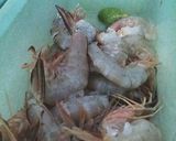 Foto langkah ke 1 dari resep Udang saus tiram pedas.