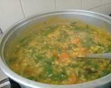 Foto langkah ke 3 dari resep Bubur manado sederhana.