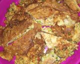 Foto langkah ke 4 dari resep Telur Dadar Sayur Ala 'EK'.