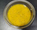 A picture of step 3 of Orange Chia Seed Ice Cubes.