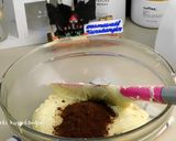 Foto langkah ke 6 dari resep Marble Butter Cake Premium.