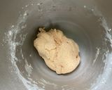 Une image de l'étape 5 de Pâte brisée à l'orange et pralines roses.