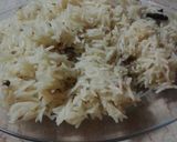 A picture of step 6 of Turkay walay chawal.