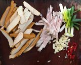 豆乾炒肉絲的食譜步驟1照片