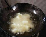 A picture of step 7 of Stuff eggplant with potato.