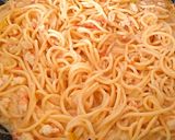 Foto del paso 7 de la receta: Spaghetti con atún y gambas